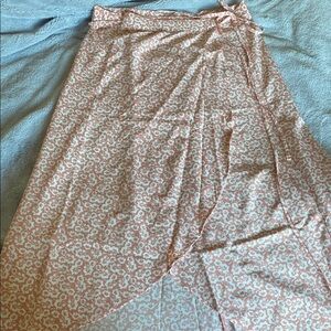 Summer & Rose Pink and White Floral wrap Skirt